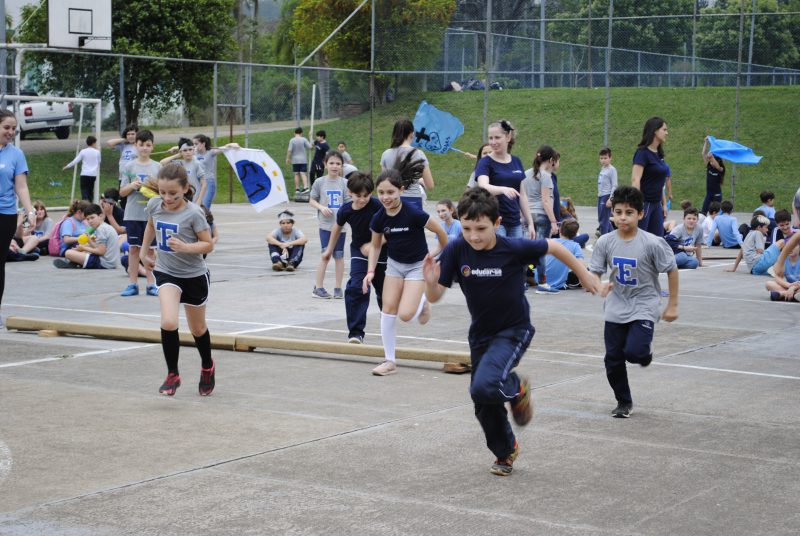 Kit jogos é entregue às turmas da Educação Infantil – Escola Educar-se