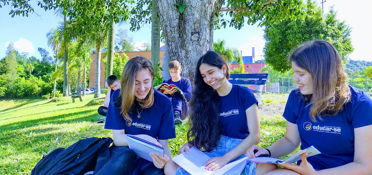 Oitavo ano desenvolve xadrez da Revolução Francesa – Escola Educar-se